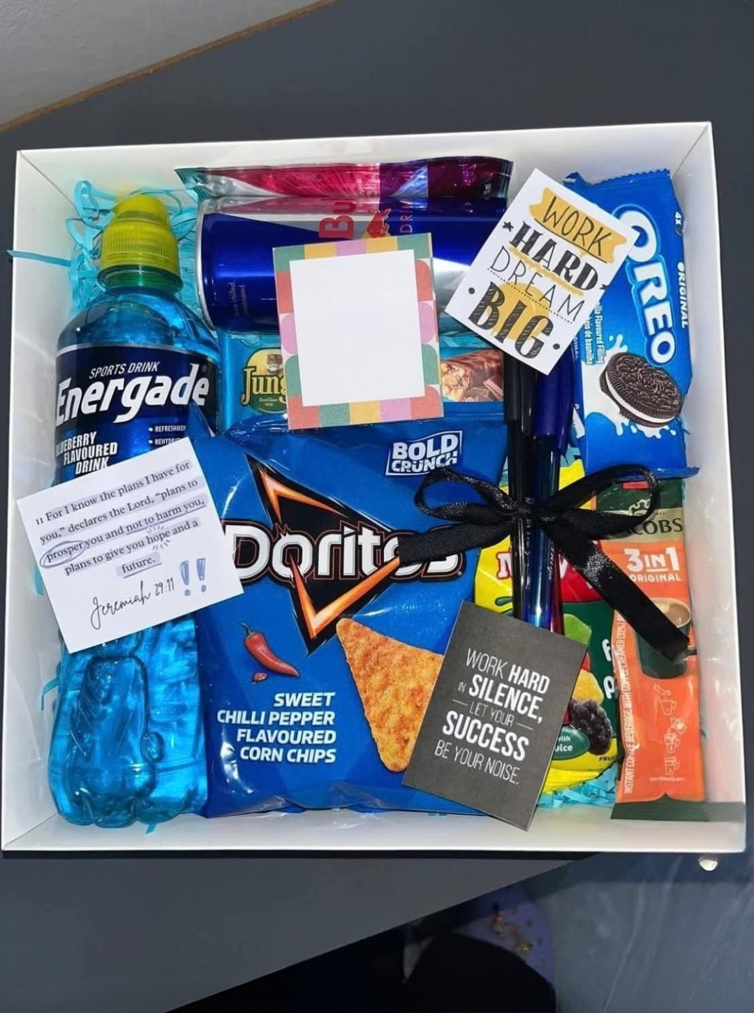Focus Fuel hamper presentation example